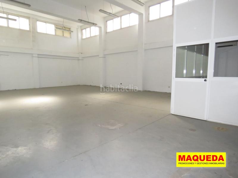 Foto be2229bc-8290-47fc-9f05-9a3ed54228a9. Industrial building in calle de la electricidad 5 in Leganés