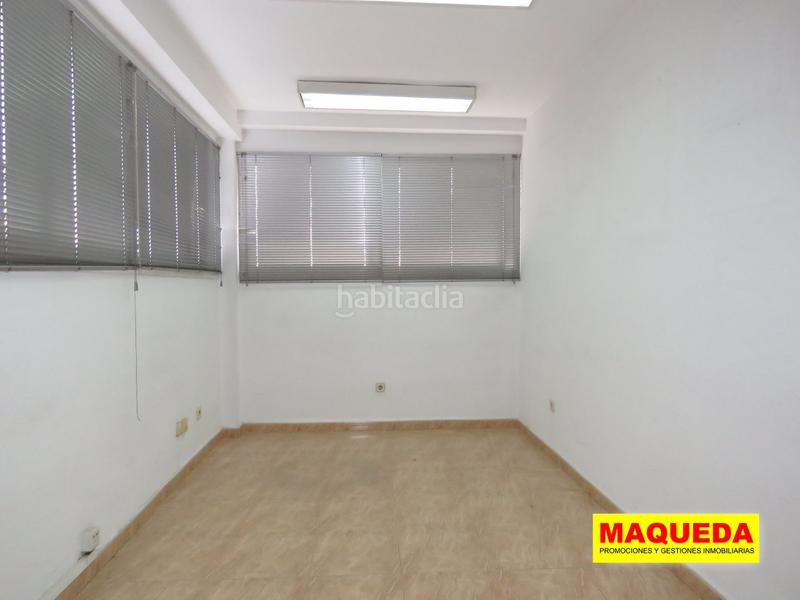 Foto ef908ec3-5681-4531-b1a5-b6412f76db6d. Industrial building in calle de la electricidad 5 in Leganés