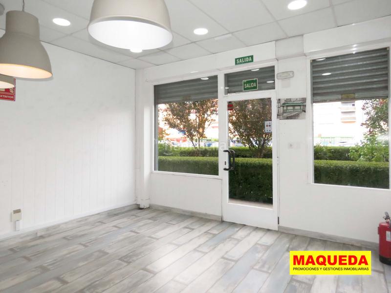 Foto 40fc2840-49db-4419-acb8-96ca2d727756. Lloguer local comercial a calle referéndum de viña grande 28 a Alcorcón