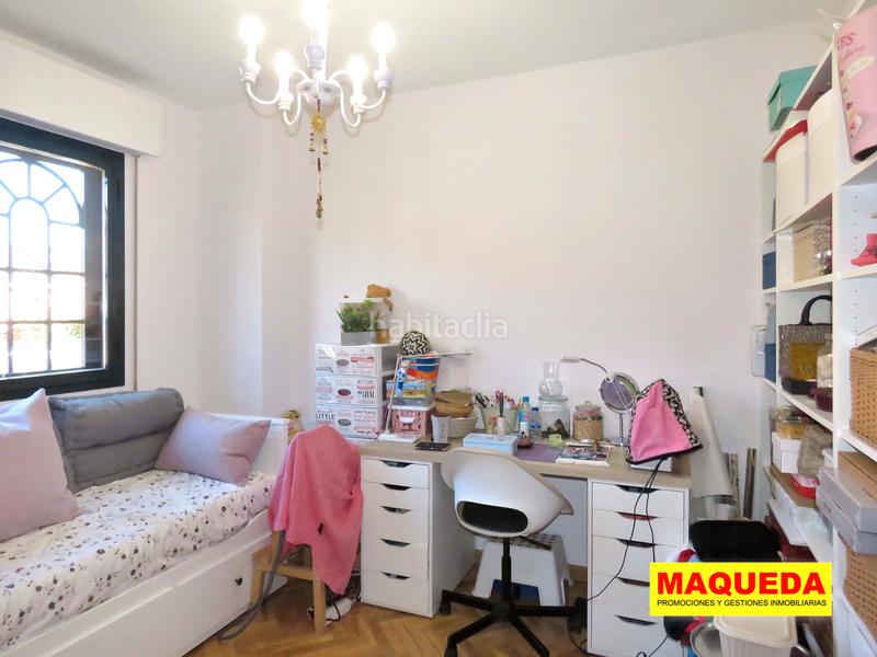 Foto a5e2e6ae-4ab4-4834-b4d8-cad3f5c7d2f8. Casa pareada chalet pareado en venta en prado santo domingo, en Alcorcón