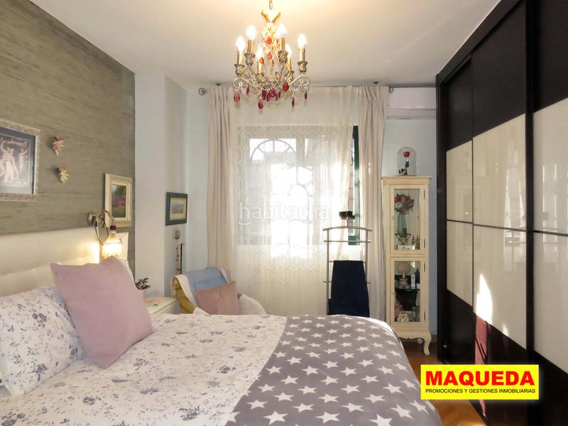 Foto bf8e0811-67c0-48a1-b64a-f214f482f54b. Casa pareada chalet pareado en venta en prado santo domingo, en Alcorcón