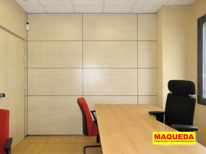 Foto d14d616b-f488-4a3a-9658-11f1086d6fa6. Alquiler oficina en calle gamonal 16 oficina amueblada en alquiler en vallecas – centro empresarial sureste en Madrid