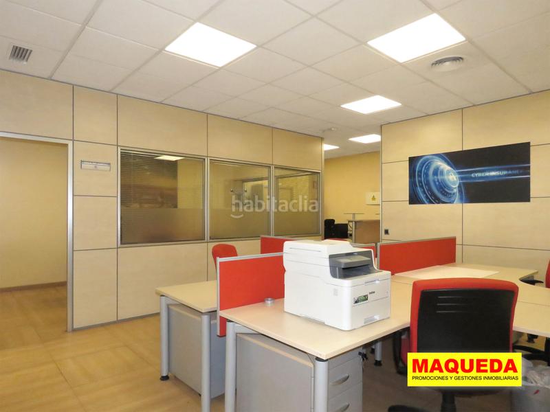 Foto d9bf7113-7aa8-41ac-8ed7-66ce1dbb1de1. Alquiler oficina en calle gamonal 16 oficina amueblada en alquiler en vallecas – centro empresarial sureste en Madrid