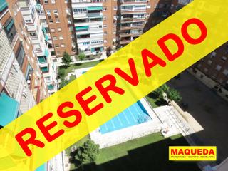 Pis  Calle cisneros. Piso en venta con terraza y piscina en el centro de alcorcón