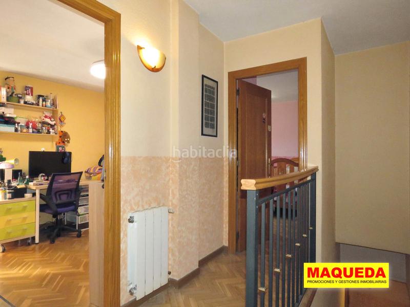 Foto e7d246b6-0692-4146-9499-2f43b3a6b608. Dúplex a calle juan ramón jiménez 4 a Prado de Santo Domingo Alcorcón