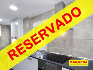 Pis  Calle sierra de picos europa. Piso reformado en venta con ascensor y terraza junto a calle pol