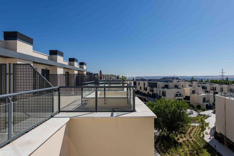 Foto 5830a1ee-1d38-485d-b195-c910879174dc. Rent penthouse with heating parking in Polígono Industrial Sur San Sebastián de los Reyes