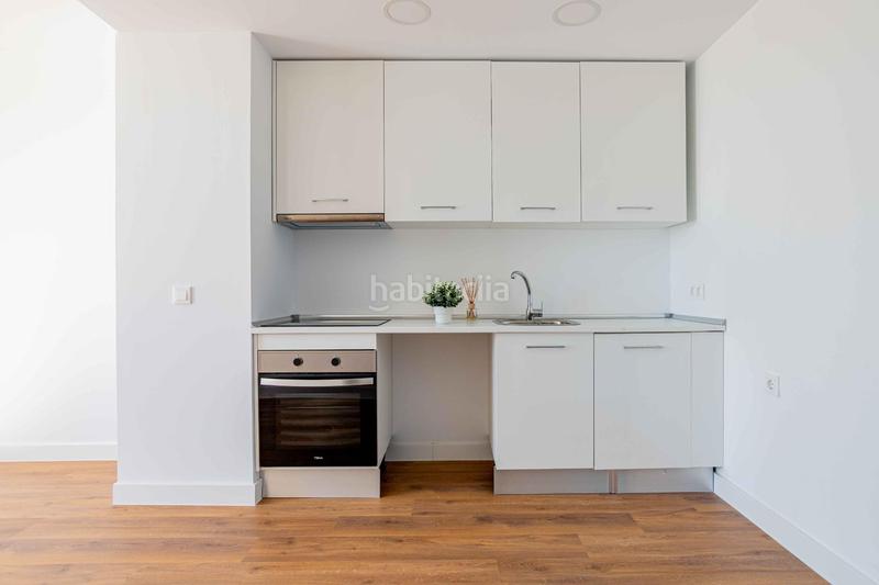 Foto 5d009c1c-b234-4f3f-a106-b2141ee72f59. Rent penthouse with heating parking in Polígono Industrial Sur San Sebastián de los Reyes
