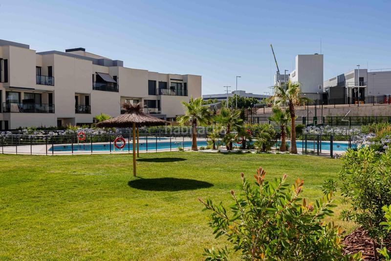 Foto 9bdc5ff8-cfc8-4b42-b131-cec741cf4e90. Rent penthouse with heating parking in Polígono Industrial Sur San Sebastián de los Reyes