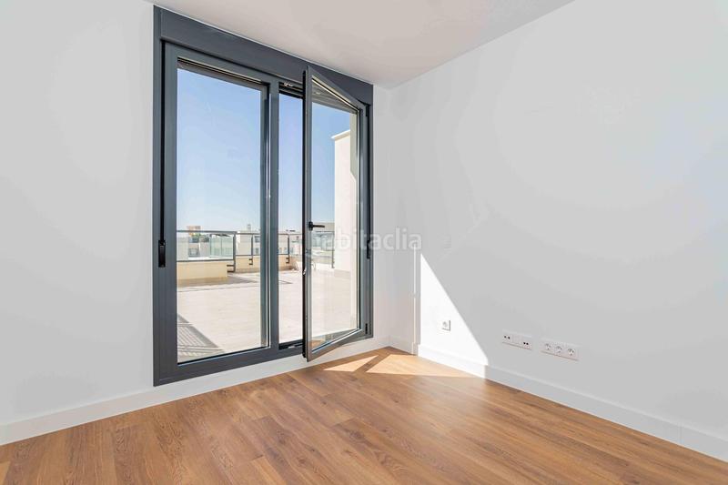 Foto c25821fd-fa37-4838-a5e5-a8797f1de38f. Rent penthouse with heating parking in Polígono Industrial Sur San Sebastián de los Reyes