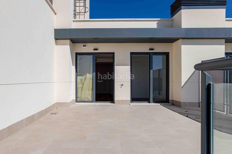 Foto c28f2dd0-80ed-42a2-bc0b-3230c70605f5. Rent penthouse with heating parking in Polígono Industrial Sur San Sebastián de los Reyes