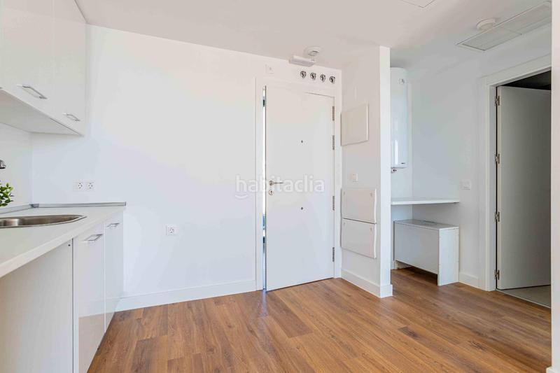 Foto f1e13110-a8f4-4bf7-8858-beac55bfa640. Rent penthouse with heating parking in Polígono Industrial Sur San Sebastián de los Reyes