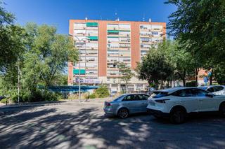 Piso  Calle becerrea