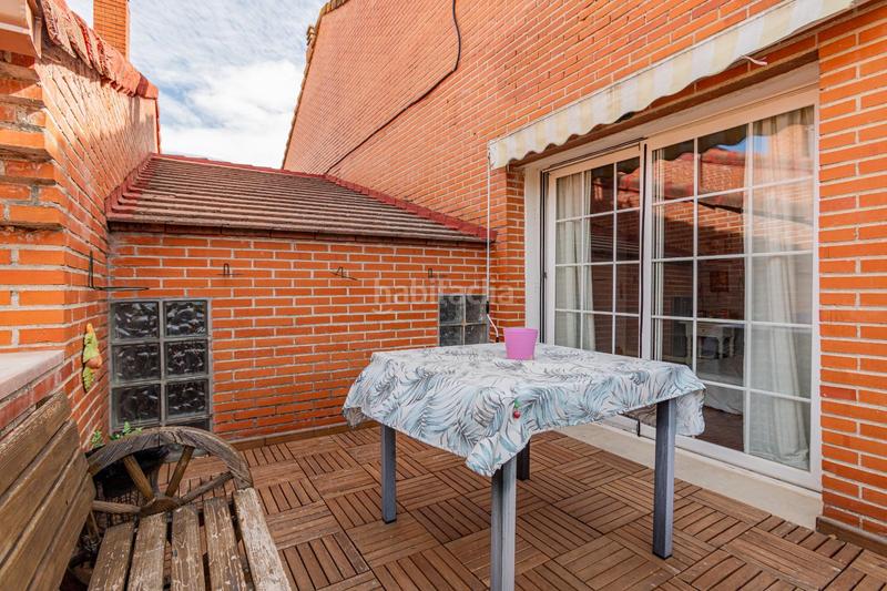 Foto 502cdace-e206-4f82-92cf-bc9bdbbaebf4. Casa aparellada amb calefacció aparcament piscina a Tres Cantos