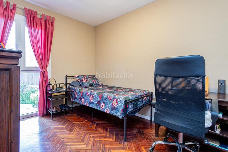Foto 62302fb5-9841-4f0b-b2b1-a141a24815a3. Casa aparellada amb calefacció aparcament piscina a Tres Cantos