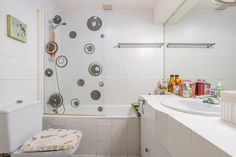 Foto a1e5096d-eb4b-46ea-aadf-8d0252b3580f. Casa aparellada amb calefacció aparcament piscina a Tres Cantos