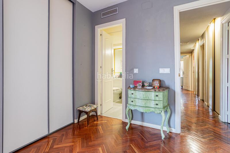 Foto fa0ba419-c134-458d-92de-1d0e11b6f99c. Casa bifamiliare con riscaldamento parcheggio piscina in Tres Cantos