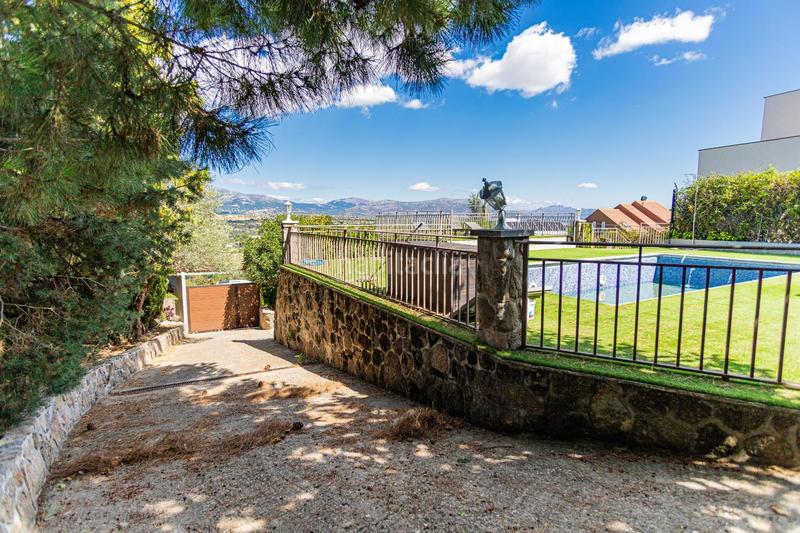 Foto 9b5b74a0-5819-4a04-84fb-ef85b7ed84bc. Chalet en Soto del Real