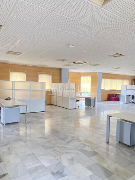 Foto 500b19fa-8f72-4af8-9a52-8b414ab67a23. Miete büro in Zona Industrial Tres Cantos
