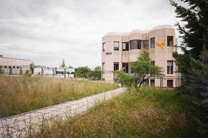 Foto b9c01aeb-e2e5-47dd-922b-d8f147e7b0a7. Miete büro in Zona Industrial Tres Cantos