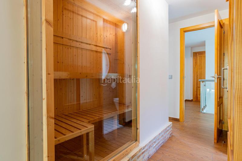 Foto 17e39844-adf3-4e7e-bae6-24c3b4c51af6. Chalet con riscaldamento parcheggio piscina in Cotos de Monterey