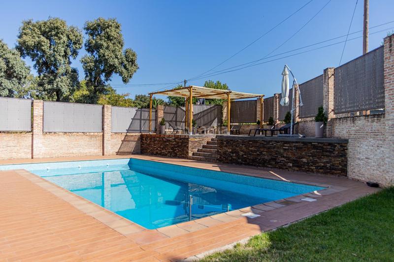 Foto befc8508-9c56-4737-a1ec-3e4aac5c2f45. Chalet con riscaldamento parcheggio piscina in Cotos de Monterey