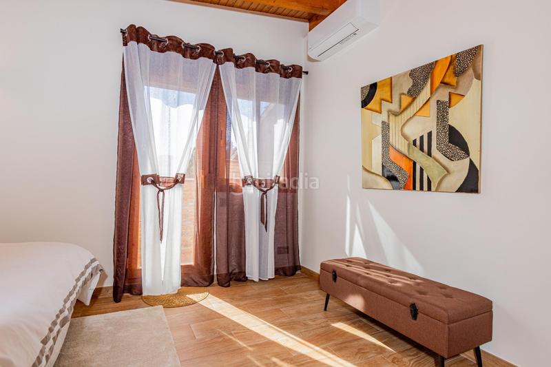 Foto bf313484-d9f7-4c0d-bb21-79b610e08bdf. Chalet con riscaldamento parcheggio piscina in Cotos de Monterey