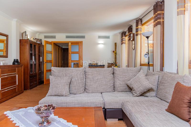 Foto c5163273-77f8-461f-8ee4-628ad57d0d94. Chalet con riscaldamento parcheggio piscina in Cotos de Monterey