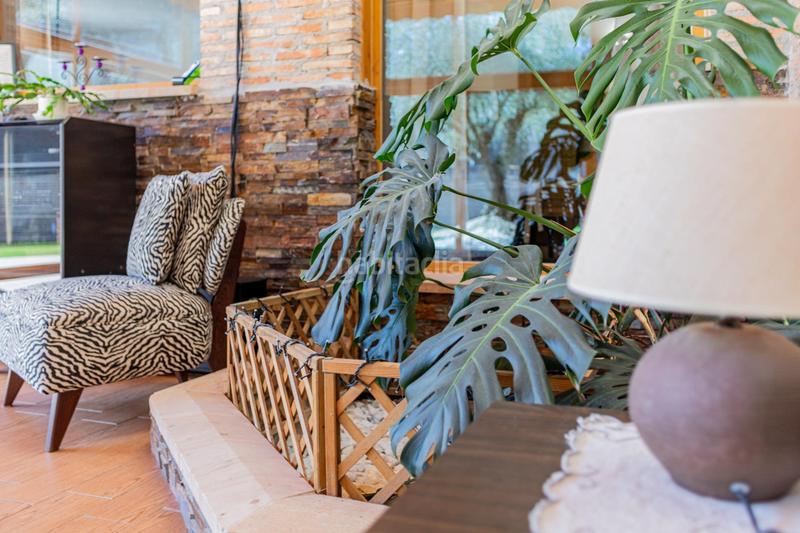 Foto ca0bb522-f633-4438-a985-bf4a91c43af7. Chalet con riscaldamento parcheggio piscina in Cotos de Monterey