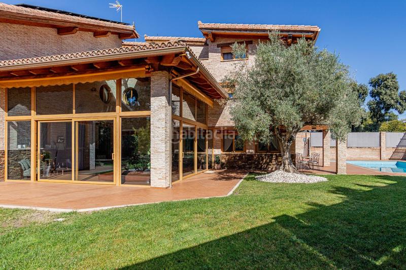 Foto d8b29b8f-42b3-42a9-8d17-9f34f0011889. Chalet con riscaldamento parcheggio piscina in Cotos de Monterey