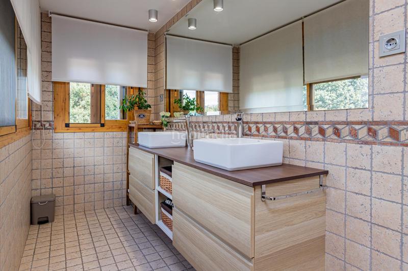 Foto e2f7734a-7d0d-49db-b387-4735c862a564. Chalet con riscaldamento parcheggio piscina in Cotos de Monterey