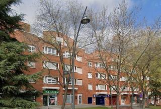 Parking coche en Calle del Bolillero