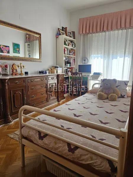 Foto 1b8a56e1-a319-4188-86cd-76e6eef77648. Flat with heating in Tres Olivos-Valverde Madrid