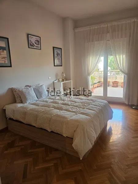 Foto 4a365f86-81ba-4a54-980f-48d1ceb7df52. Flat with heating in Tres Olivos-Valverde Madrid