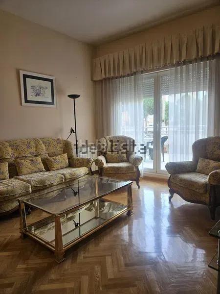 Foto b59d5d44-8f69-45cb-a5e2-d277f53c3e9c. Flat with heating in Tres Olivos-Valverde Madrid