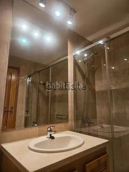 Foto cdbf47e3-e010-465c-a512-13081dc7a523. Flat with heating in Tres Olivos-Valverde Madrid