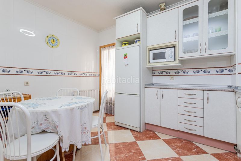 Foto 6b7e20e3-efa0-48a8-949c-fdabd440c473. Pis amb calefacció aparcament a El Espinar Pueblo Espinar (El)