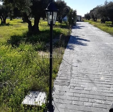 Foto b6817622-35c9-4c0f-b613-aa4fa23f9e75. Xalet amb aparcament piscina a Centro Illescas