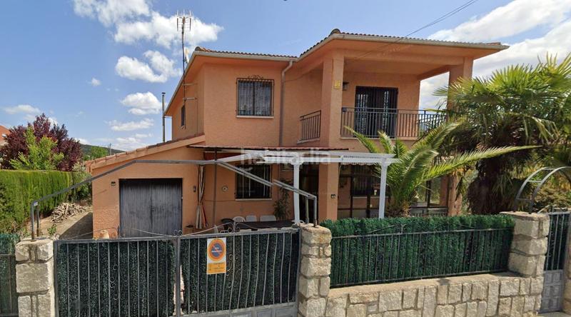 Foto 1098d208-ca5a-47bc-9f29-d1d09966f34b. Chalet with heating parking in Torrelaguna