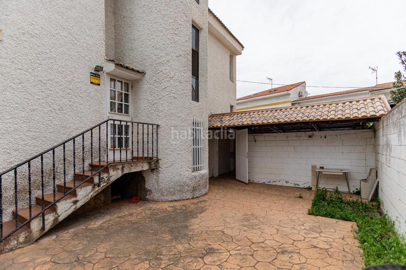 Foto 2c0f4816-63ad-4ad6-bf47-535affc1f6a2. Casa pareada en Cobeña