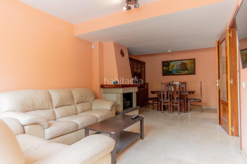 Foto 3af5000a-780a-4ffb-a18c-b35d390909cc. Doppelhaus mit heizung parking pool in Cobeña