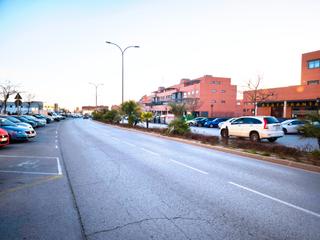 Solar industrial  Avenida de la unin europea. Terreno comercial en el bulevar de arroyomolinos