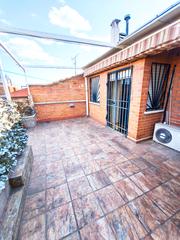 Casa en Villaverde Alto. Vivienda independiente en zona villaverde alto