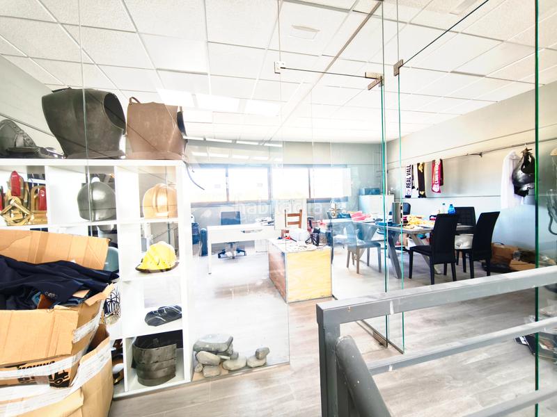 Foto 52f46722-e9a0-475c-8492-76142fe56c66. Alquiler nave industrial alquiler nave industrial de 190m2 en póligono en Arroyomolinos