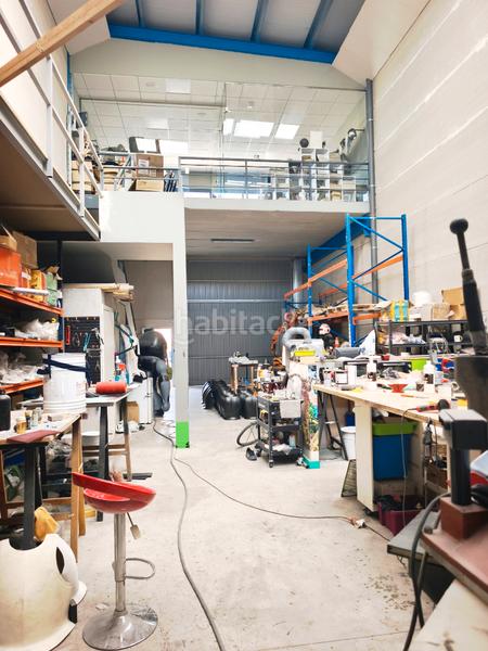 Foto 6c60d56d-0ad0-4265-93c0-f5ef2bd13a83. Alquiler nave industrial alquiler nave industrial de 190m2 en póligono en Arroyomolinos
