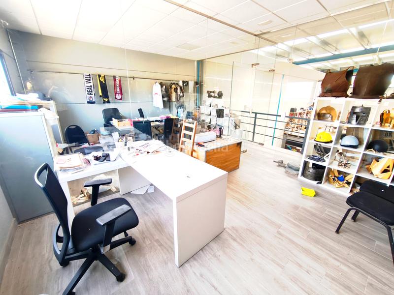 Foto 98a48c04-1984-4746-87f3-759ff8d0eceb. Alquiler nave industrial alquiler nave industrial de 190m2 en póligono en Arroyomolinos