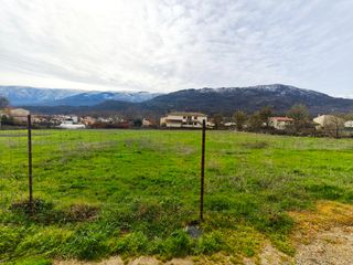 Terreny residencial en Navaluenga. Finca urbana de 4.500m2 para construcci�n de viviendas.