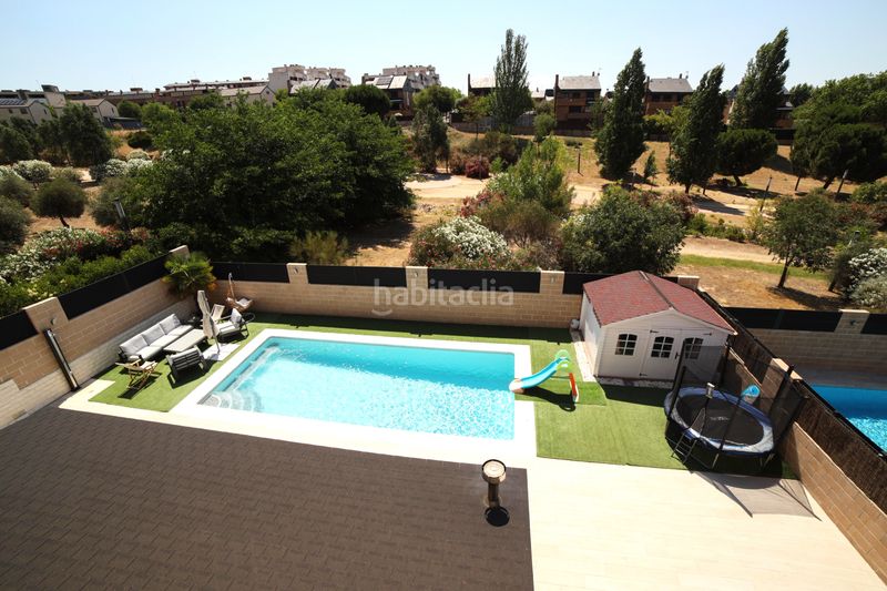 Foto 4bbeccc1-8942-4be4-9202-14c616e1c02d. Xalet amb calefacció aparcament piscina a Zona Europa Arroyomolinos