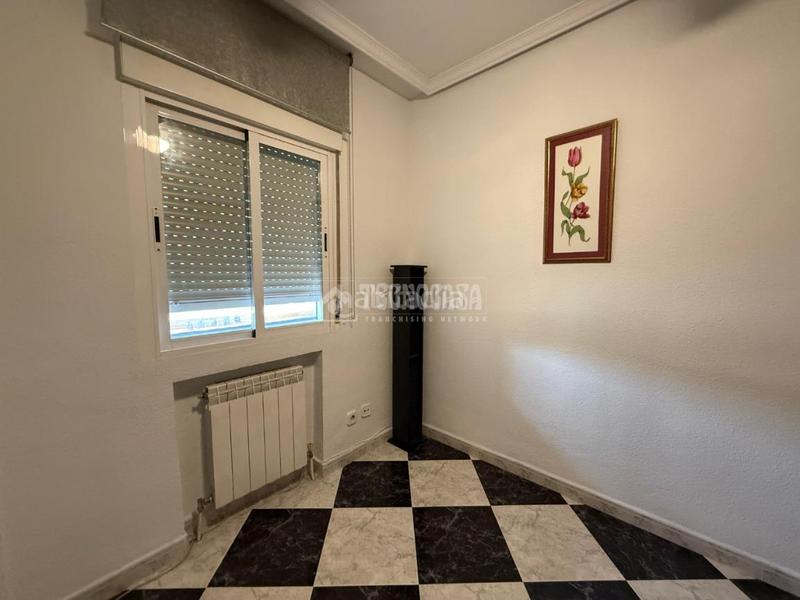 Foto 3cdf76a5-6e5a-4e03-b6b0-4993a0b18e3c. Appartement avec chauffage dans Parque Lisboa-La Paz Alcorcón