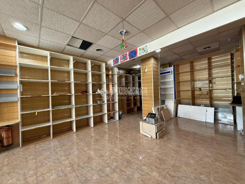 Foto fa7149bf-1c26-4ec9-8b17-a0926c5513d5. Local comercial  en venta en Zona Renfe Alcorcón